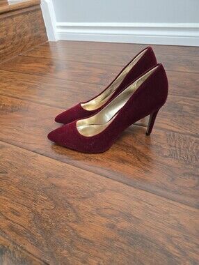 Avery&Sage Velvet Bordeaux Heels